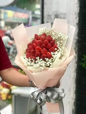 Strawberry Bouquet 17