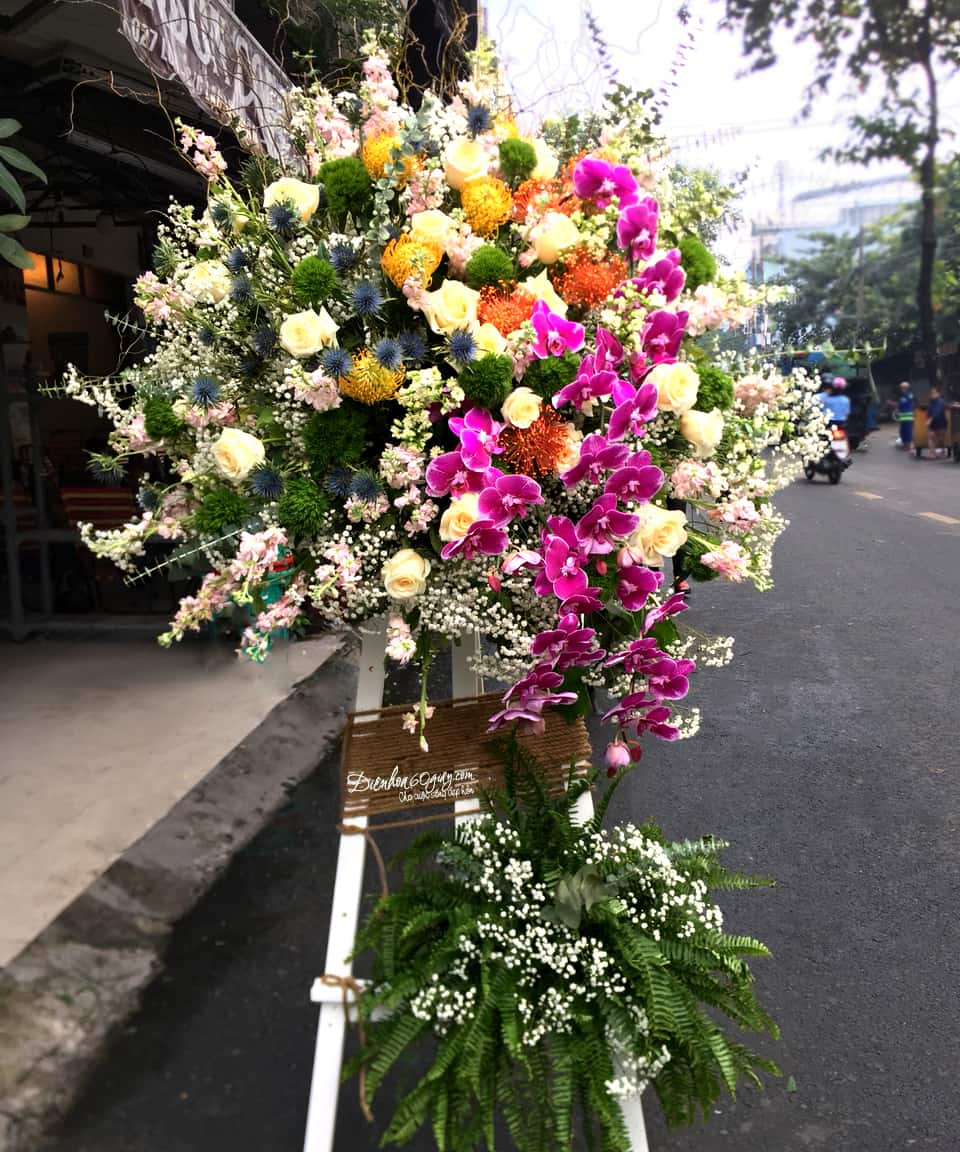 Đặt hoa tươi online quận tân phú