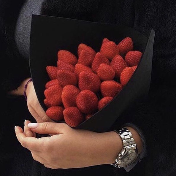 GỬI HOA VÀ QUÀ VỀ VIỆT NAM VÀO NHỮNG NGÀY ĐẶC BIỆT