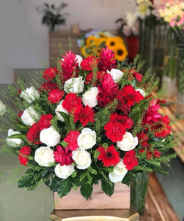 Shop hoa tươi quận tân phú tphcm
